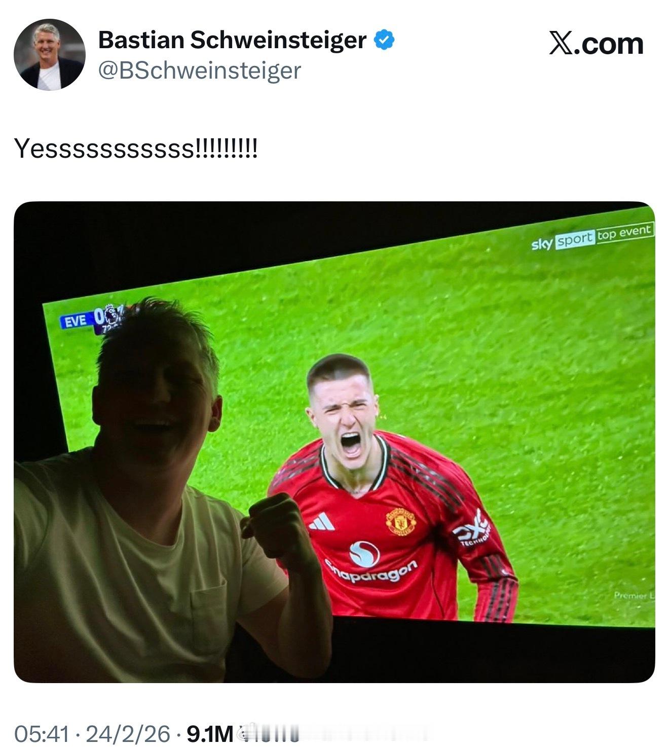 小猪爱曼联，每场直播都见证 