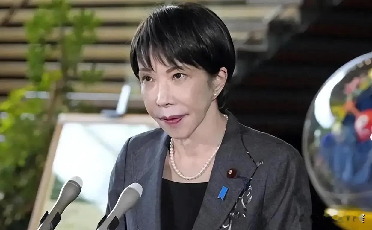 日本怂了！说好的“台湾有事就是日本有事”呢？解放军一出场，全都安静了…
这两天，