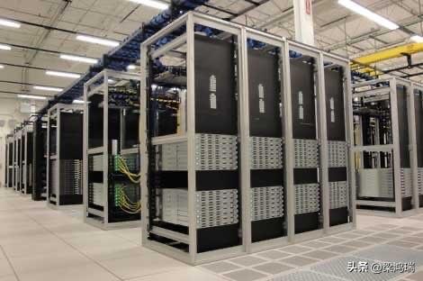 特朗普曾承诺美国必须拥有世界上规模最大、功能最强大、最先进的人工智能基础设施。如