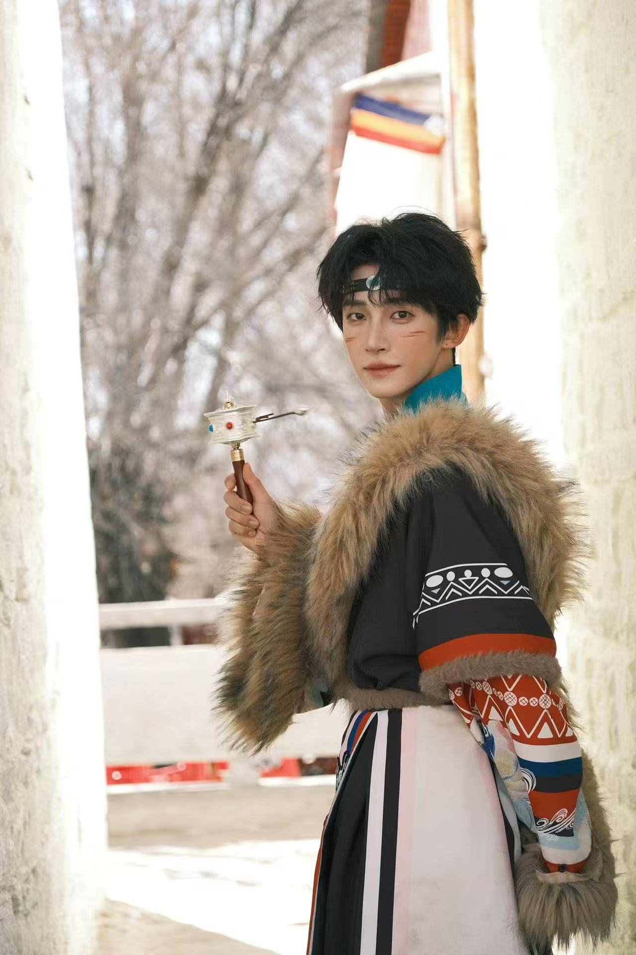 刘宇首登春晚  刘宇藏族少年 藏族少年刘宇，春晚舞台上的璀璨明珠！刘宇，你的藏族