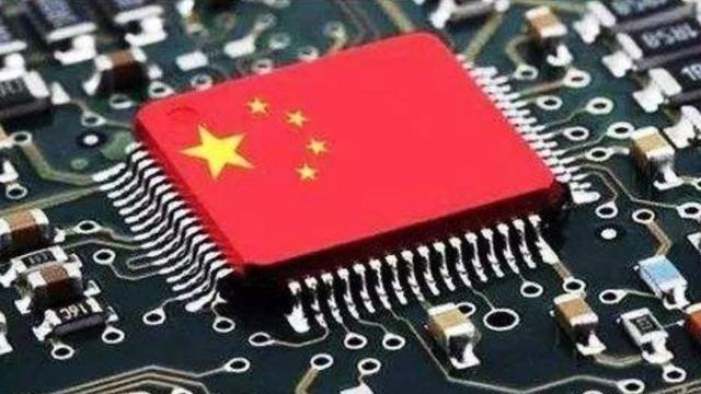 华为推出全新韬定律，半导体发展迎来全新突破方向
 
华为正式对外发布韬定律，这套