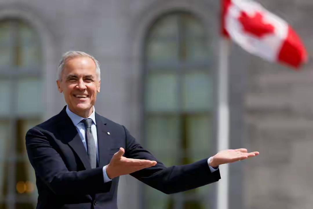 英加领导人访华特朗普难以容忍大发雷霆，担忧不过是怕盟友脱离掌控的私心。把人逼上绝