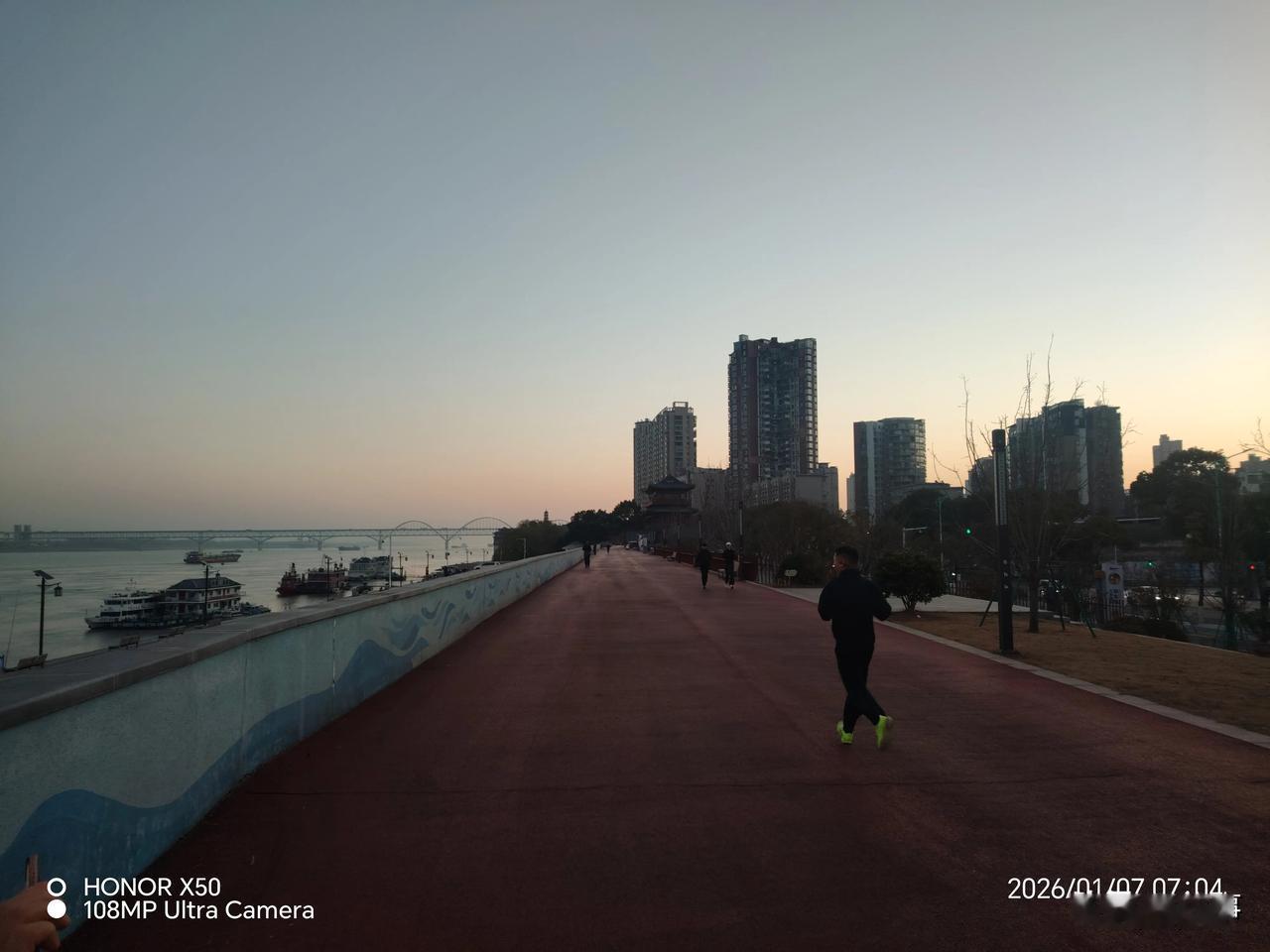 如何看待有些老人不愿与子女同住的心理老人和孩子们的生活习惯不同