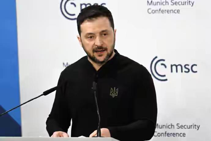 乌克兰军队现在在俄乌前线的表现，到底如何？

由于近期舆论的焦点集中在美国和和伊