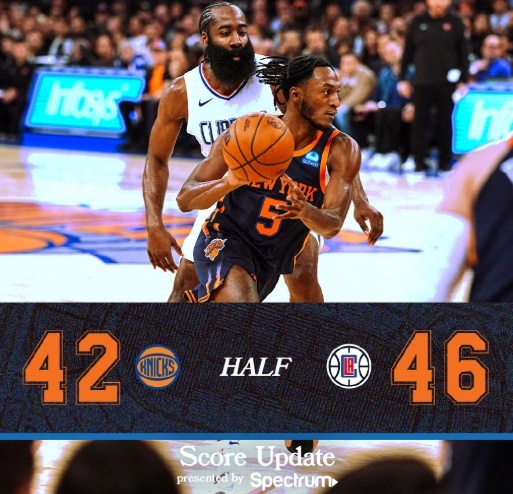 #哈登快船首秀##快船vs尼克斯##NBA你我皆主角# 半场结束，快船46：42