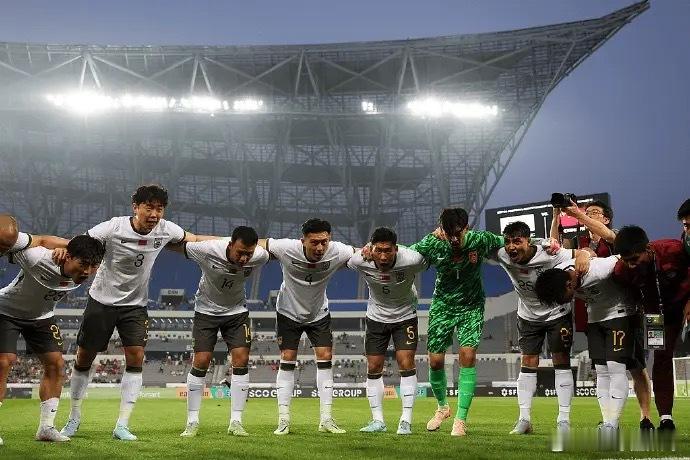 回应质疑，国足踢日本力争踢出一场纯粹的拼搏战 ​​​