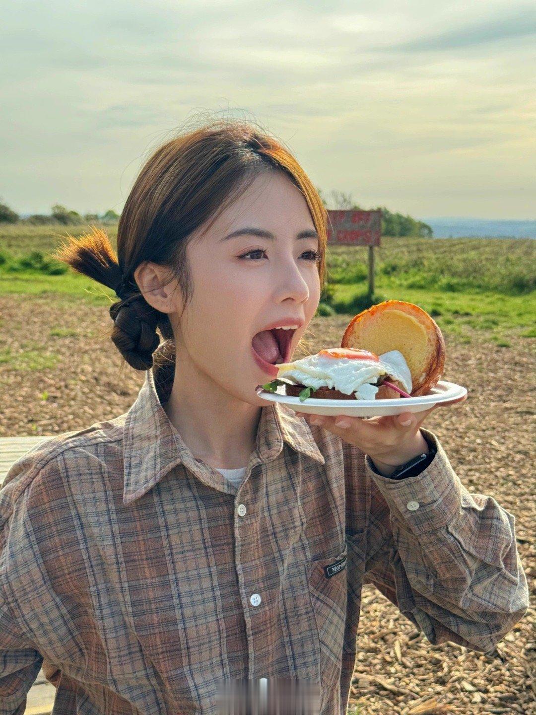 Lele的英国游记🫧和女王合影啦 ​​​
