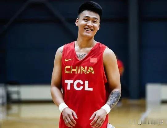 真的很期待他的比赛！
毕竟，最近大家都被交易信息刷屏！
却忘了，在去年的世界杯上