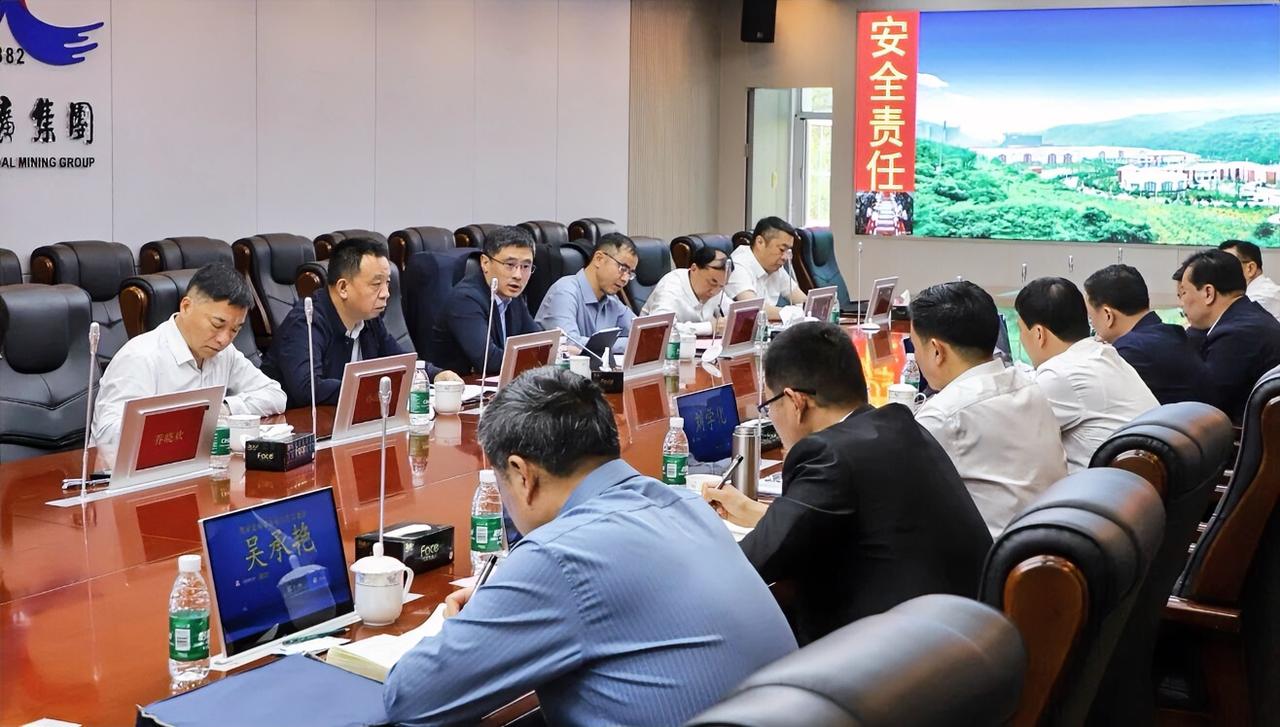5月18日至20日，徐矿集团公司党委书记、董事长吴宁赴陕甘片区所属企业走访调研，