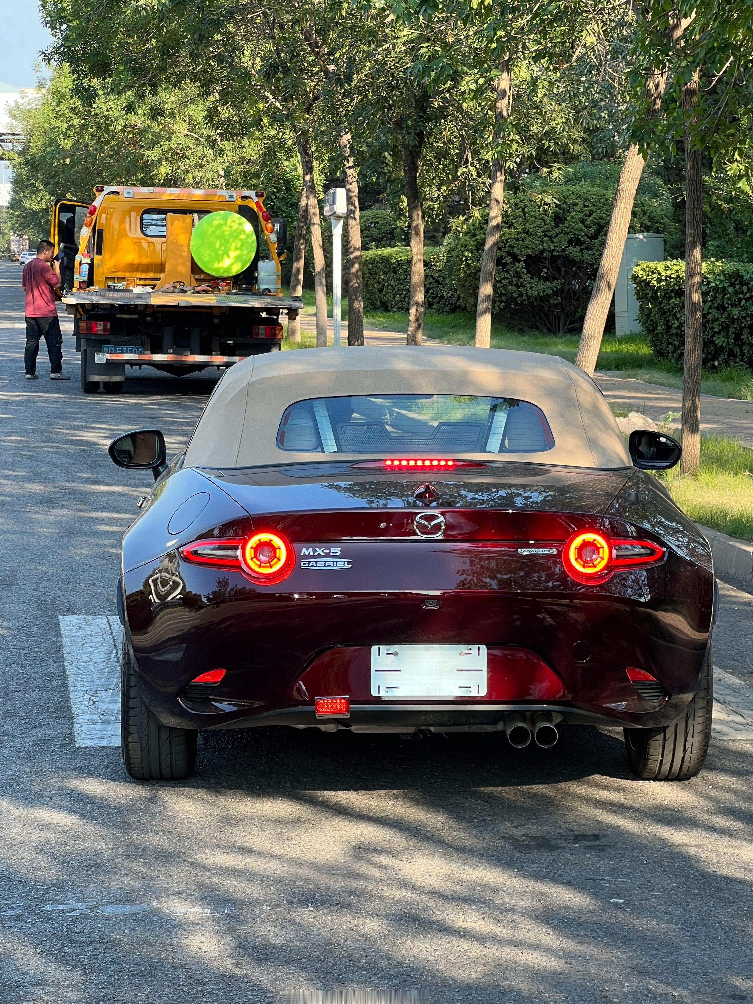 35周年纪念版MX-5，交付山东[嘻嘻][嘻嘻]  ​​​