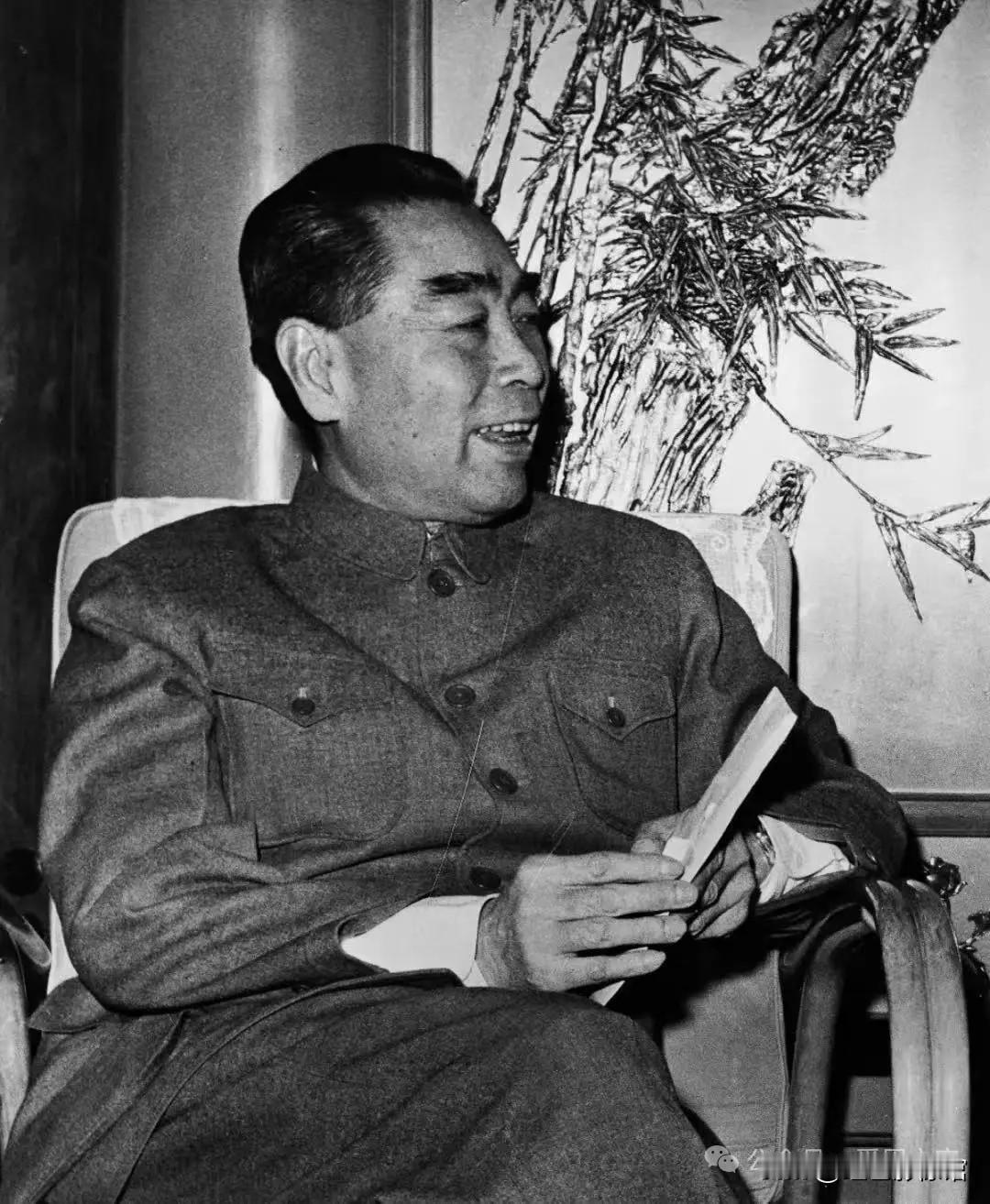 1962年2月，周恩来在广州。