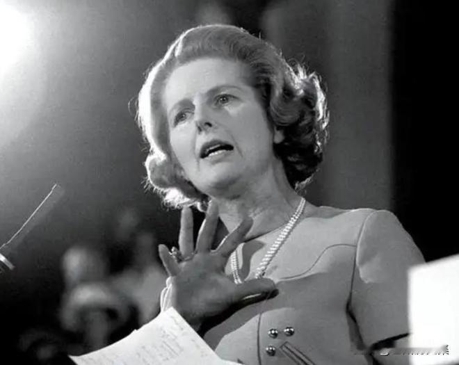 撒切尔夫人在一次演讲中提起中国：“你们根本不用担心中国，因为中国在未来几十年，甚