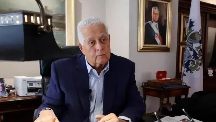 巴拿马前总统巴拉达雷斯称：“我们不必担心中国的制裁！巴拿马运河要么属于巴拿马，要