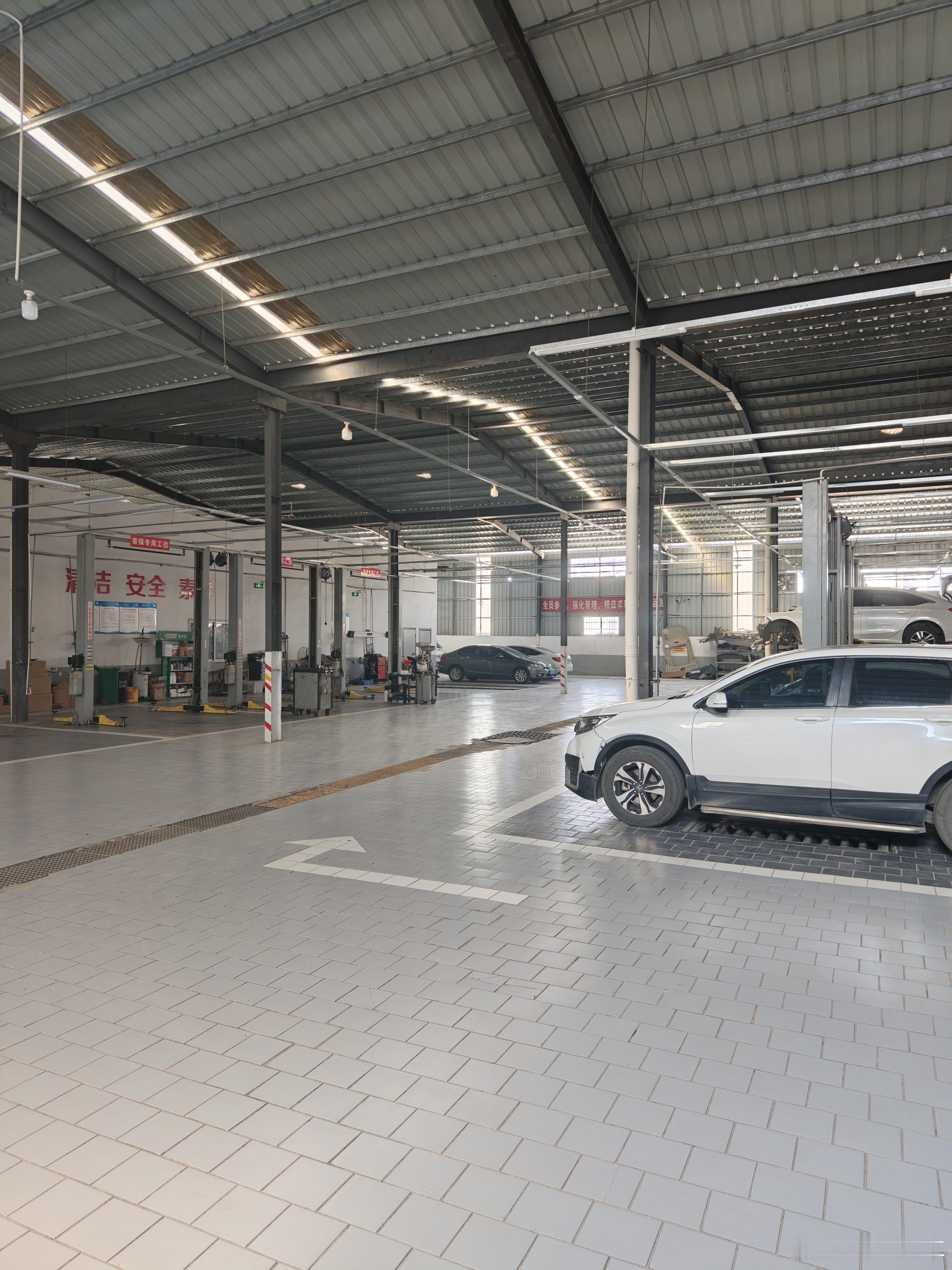 开fl4来4s检查了，现在售后都那么冷清了吗