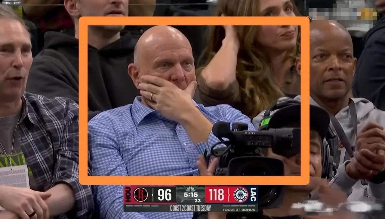 快船老板鲍尔默真是吃惊不已！在今天快船主场迎战火箭的焦点战中，当时比赛进行到了第