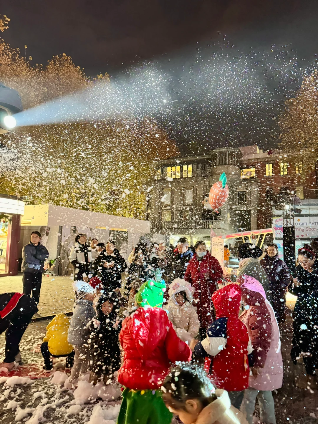 武汉的圣诞节真的鲨疯了…😅😅