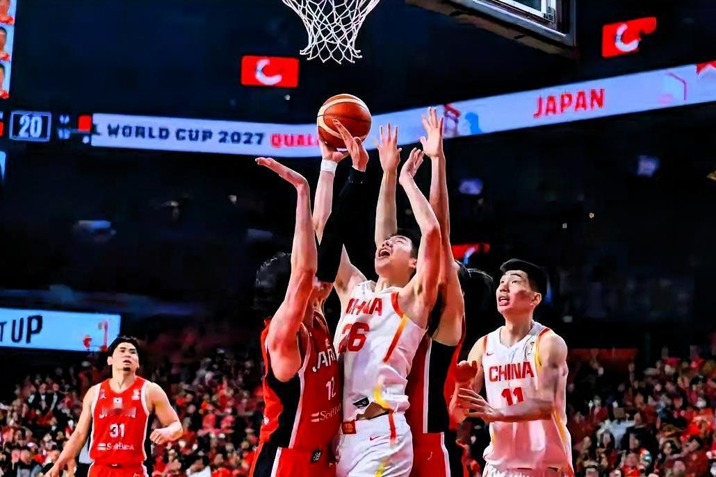 🏀 中国男篮87-80逆转日本｜极简速览
 
赛事：2027男篮世界杯亚洲区预