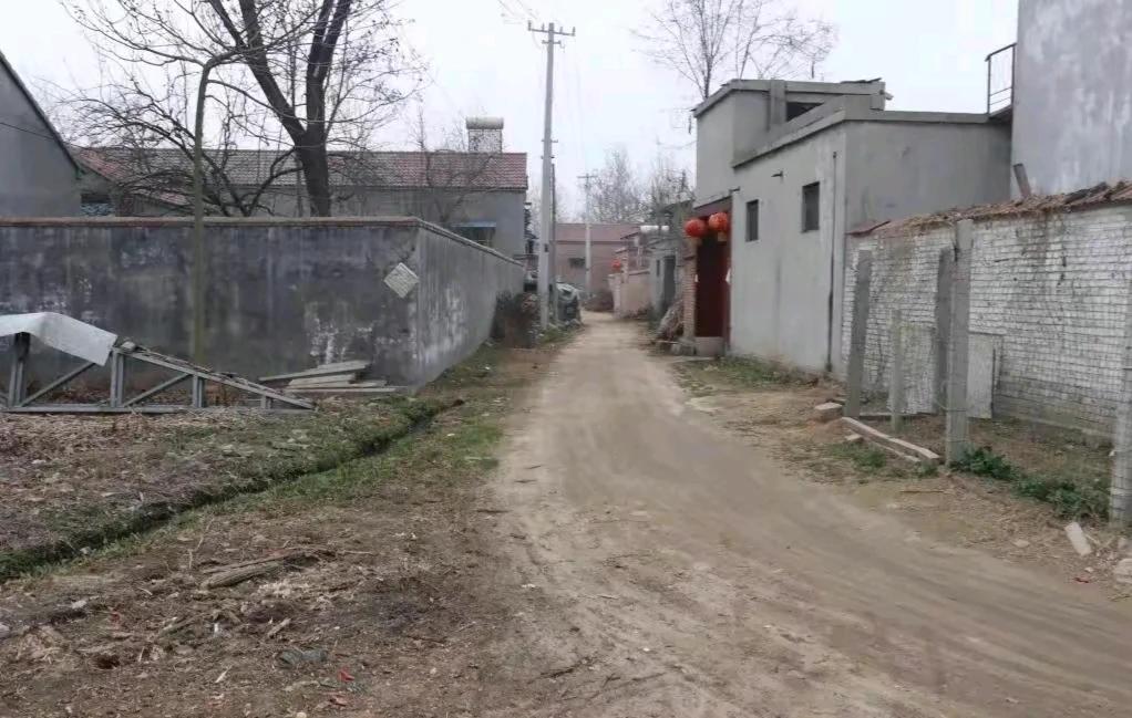 现在农村老人去世，基本上没有人伤心落泪，所有人都乐呵呵的，完全不像是办丧事。

