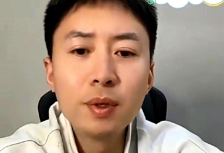 马龙不认第二，不是矫情，是命里带的拧劲儿。
方博不争排名，不是认输，是换了个打法