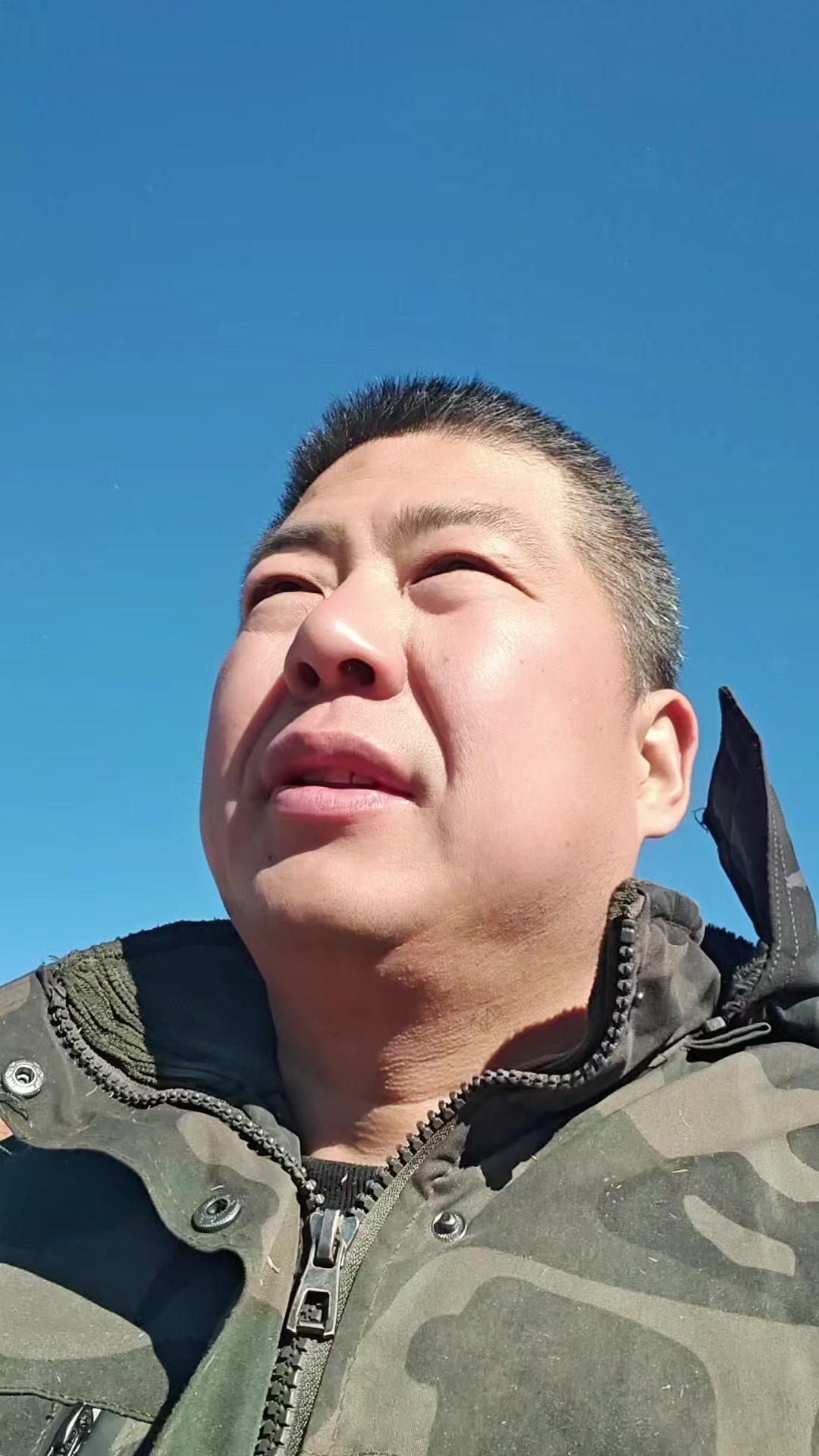 😷驴流鼻涕别忽视早治能救命！发现驴流鼻涕要第一时间检查三角区域，看是否有异常症