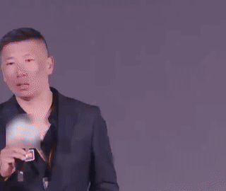 勇气不一定非得是惊天动地，能给自己一次小出发，去捡回那种真真切切“活着”的感觉，