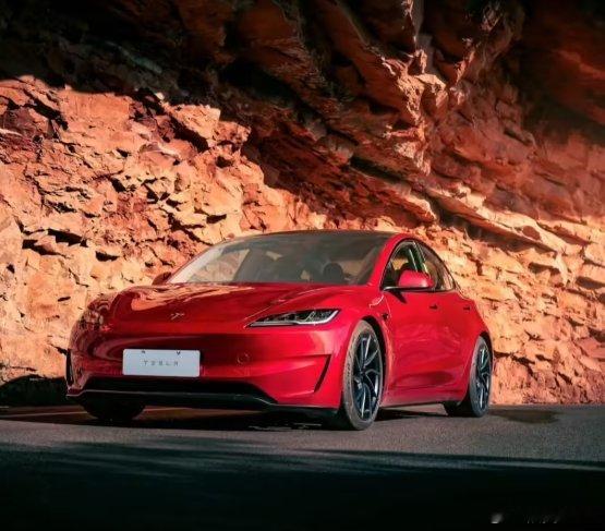 【美国调查Model3紧急车门释放情况美国对特斯拉Model3展开缺陷调查】据路