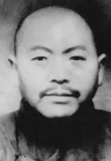 1941年，鬼子抓来20多个中国姑娘，糟蹋她们前，竟说：“为皇军服务是你们的荣耀