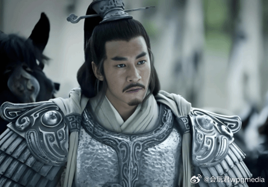 何润东回应不参加综艺：处女座有点精神上的洁癖近日，和颂传媒老板李雪探班何润东，提