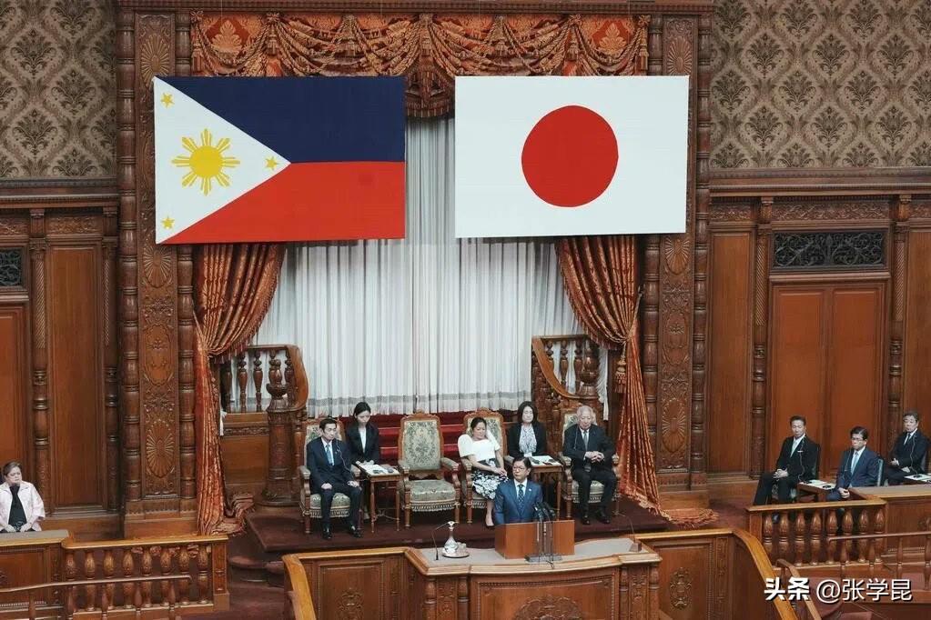 联合早报今天发文说：“上周末在新加坡举行的香格里拉对话上，美国战争部长赫格塞斯延