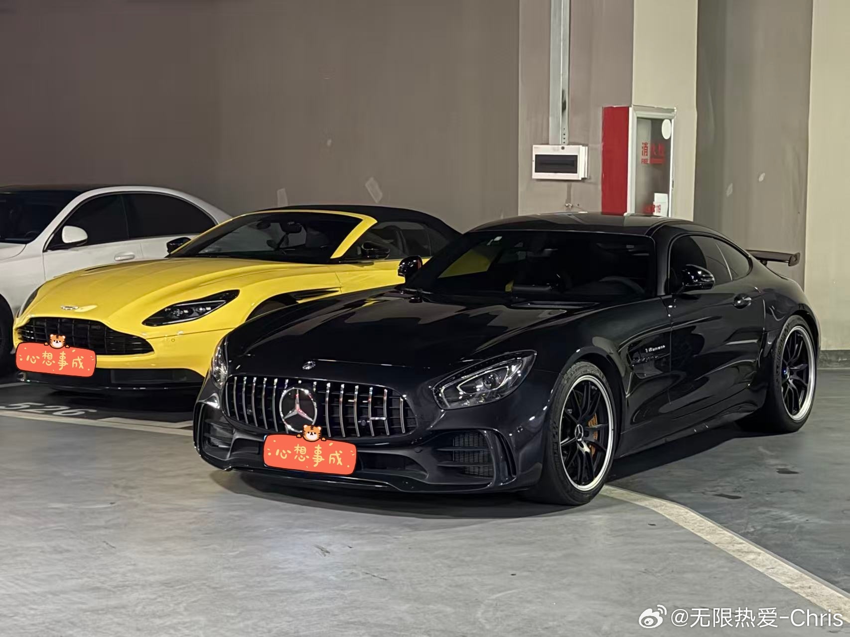 无限热爱c豪车超跑我和汽车的日常 我时常疑惑 为什么我的邻居们都那么有钱… 
