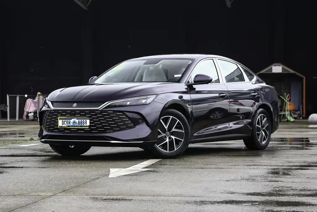 二手秦L DM-i：省3万买老款，丢掉的这5样东西值不值？
兄弟们，这期聊一台让