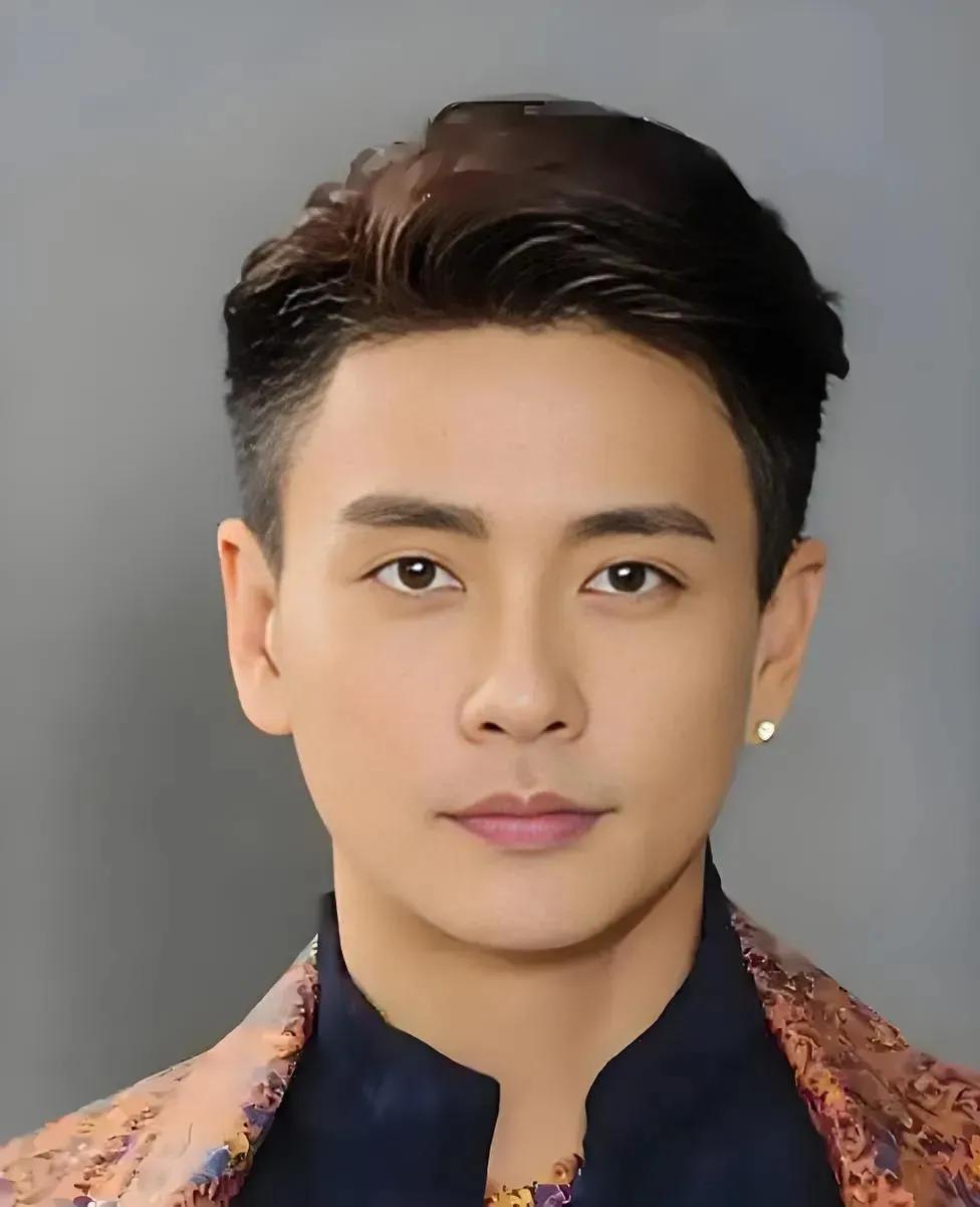 我怀疑过胡杏儿是冲动分手，
也怀疑过她是不是不够爱黄宗泽，
但实在没想到，黄宗泽