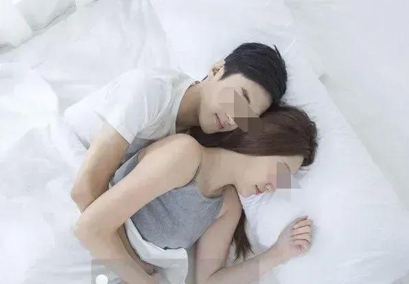 50多岁的已婚夫妇的生活还有趣吗？
我今年58岁，我丈夫62岁。我们已经结婚将近
