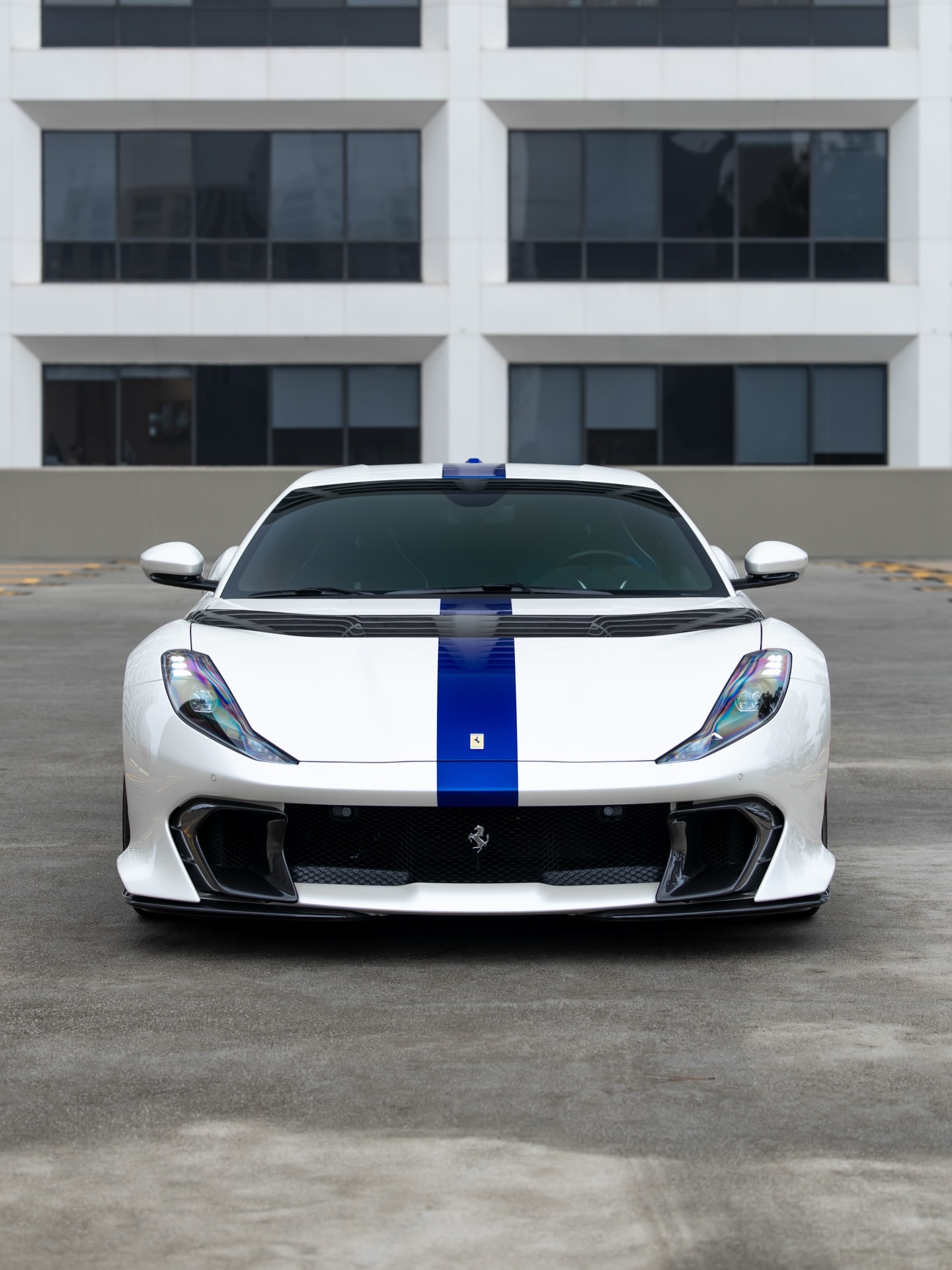 改车吧 Ferrari 812 Competizione 