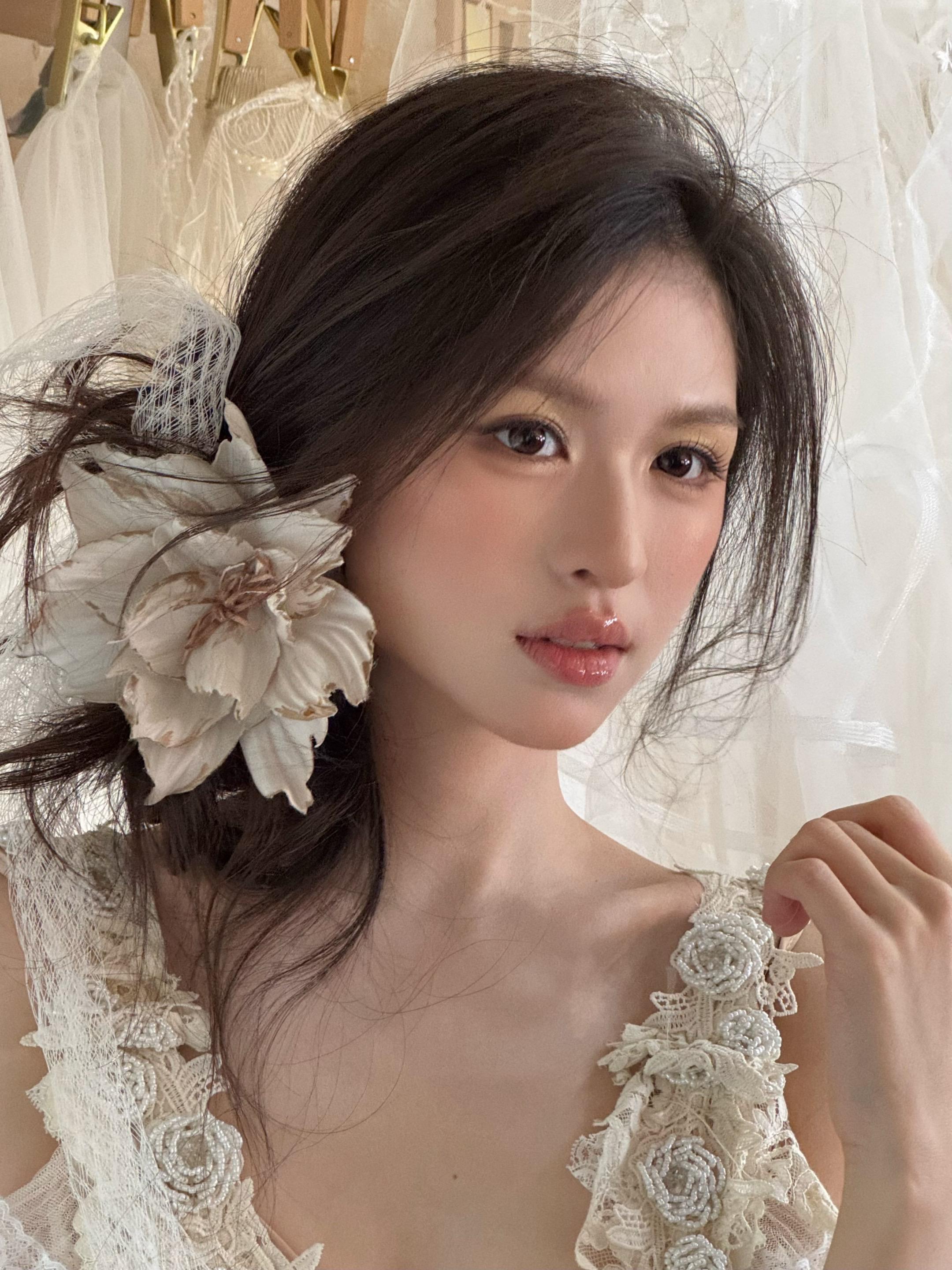 如果这份爱 💄：安妮老师 饰品：丘林