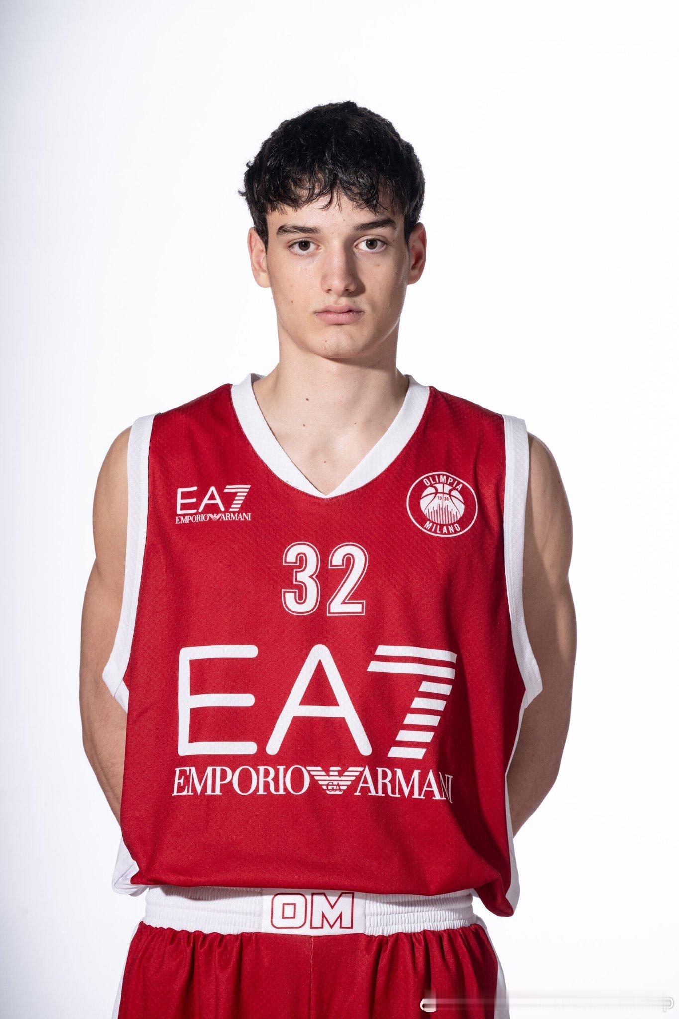 新一代来了，Mattia Sguazzin(2010-201cm-G)值得关注欧