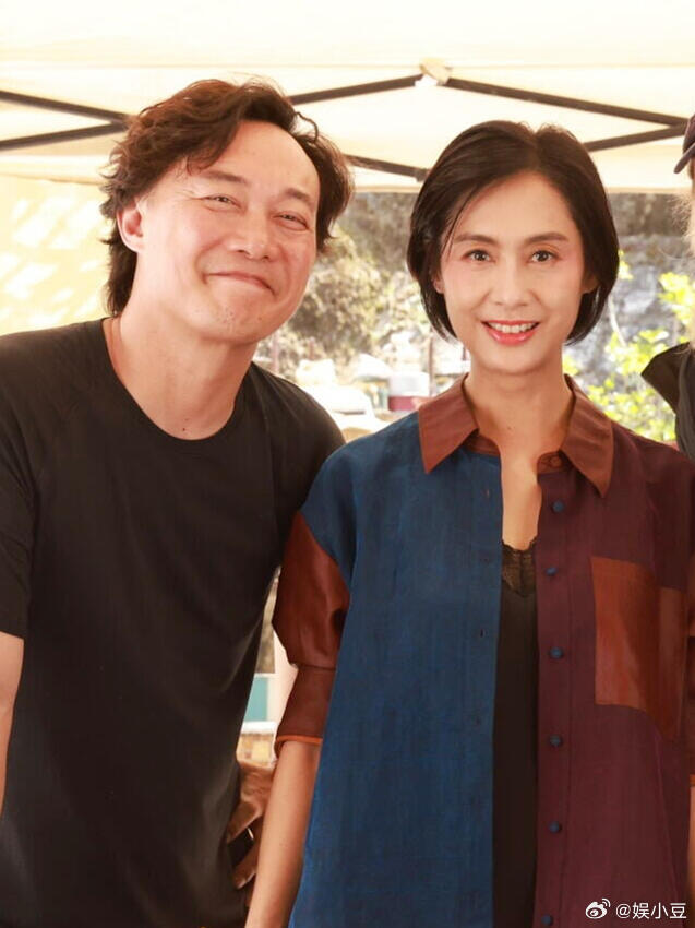 陈奕迅朱茵新片演夫妻陈奕迅拍电影去了陈奕迅朱茵新片演夫妻，陈奕迅上次拍电影都是在