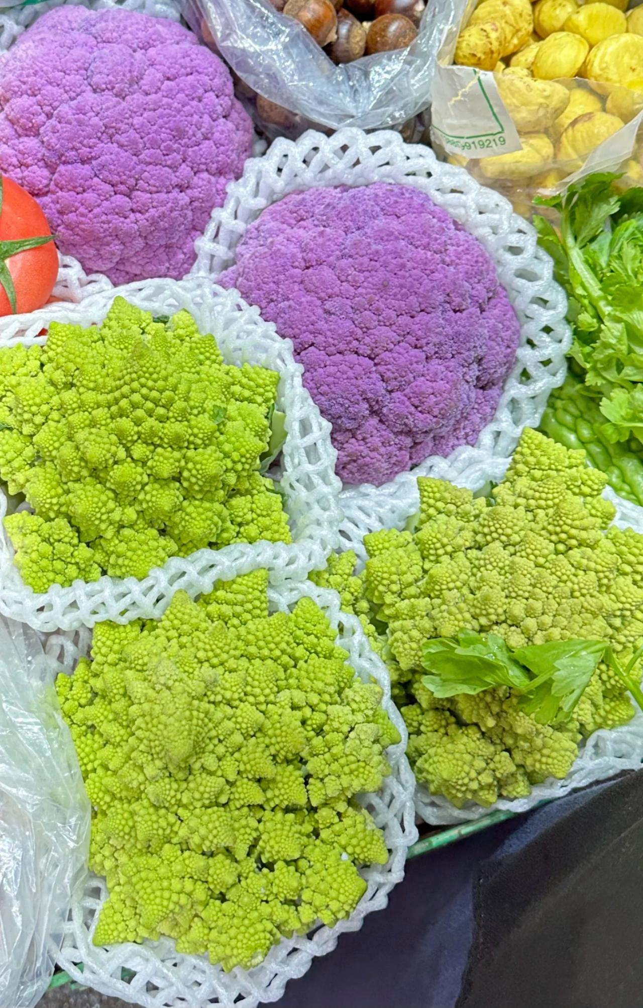 这是改良过的花菜吗？
花菜 花菜怎么吃好 花菜菜花