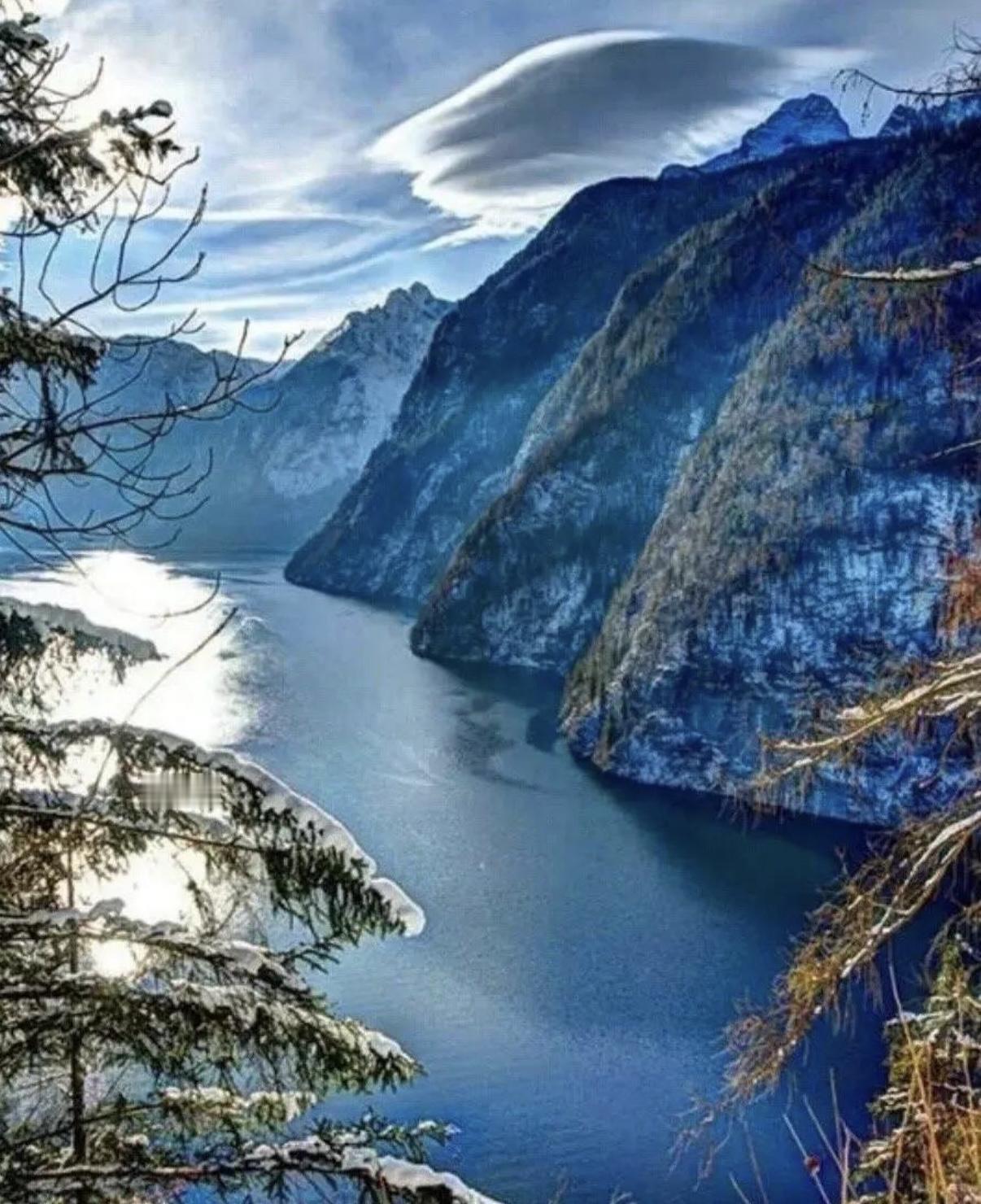 人来世间走一趟的意义是什么? 
我认为人来世间走一趟没啥意义。
这个问题或许本没