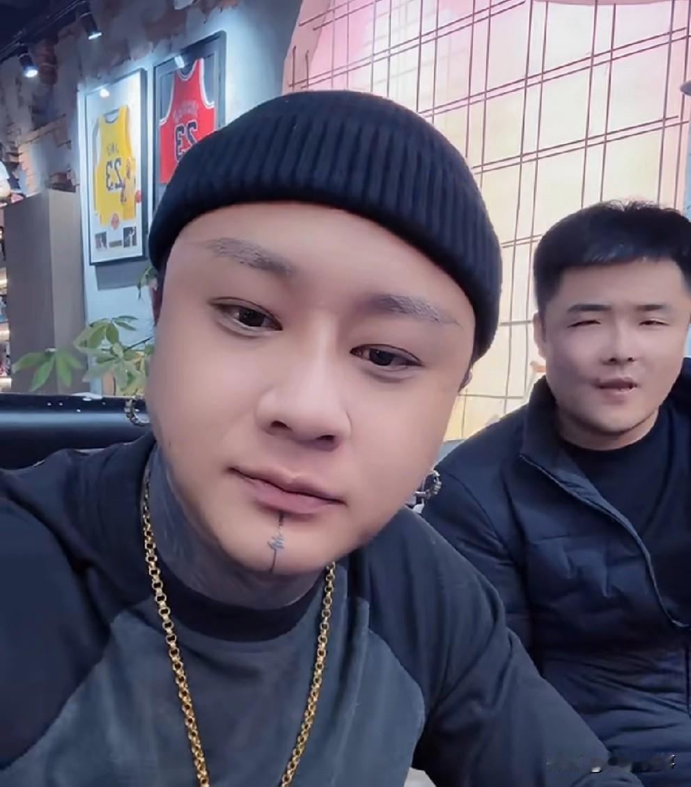 方丈理性评价“煎饼侠”反水爆料刘二狗事件。

                叛