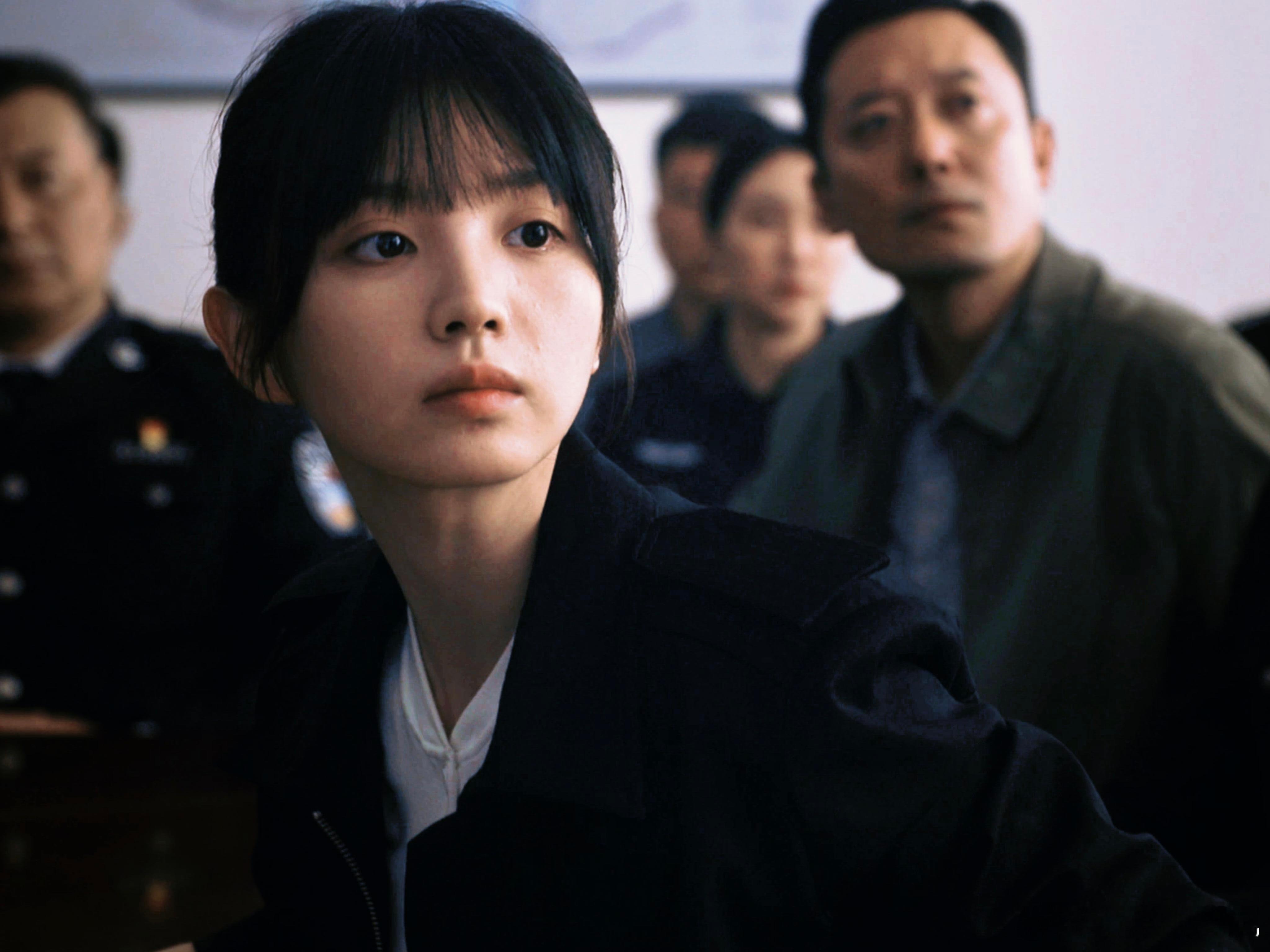 田曦薇青天大老爷这次来真的了永远可以相信田曦薇的角色塑造能力，这次正式化身办案女