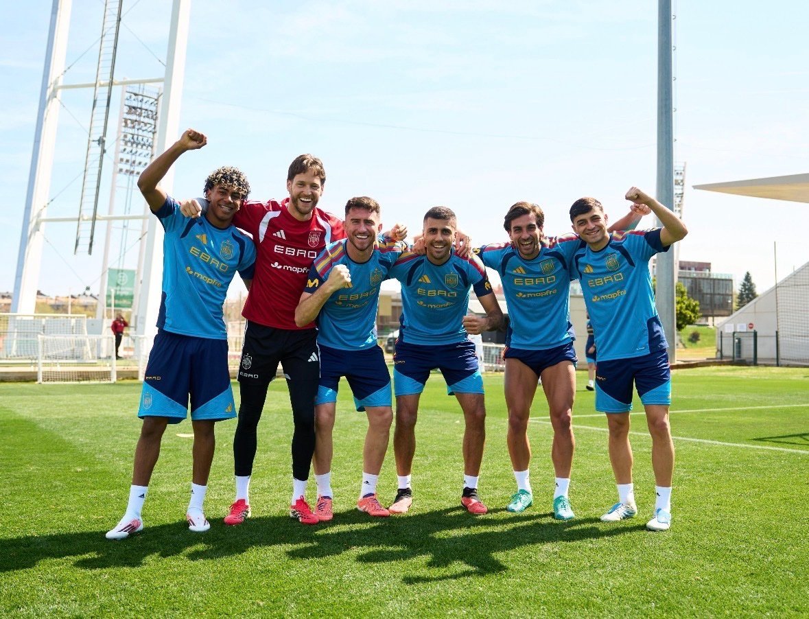 西班牙今日胜利小分队✌🏻✌🏻✌🏻✌🏻巴萨至死不渝红蓝魂