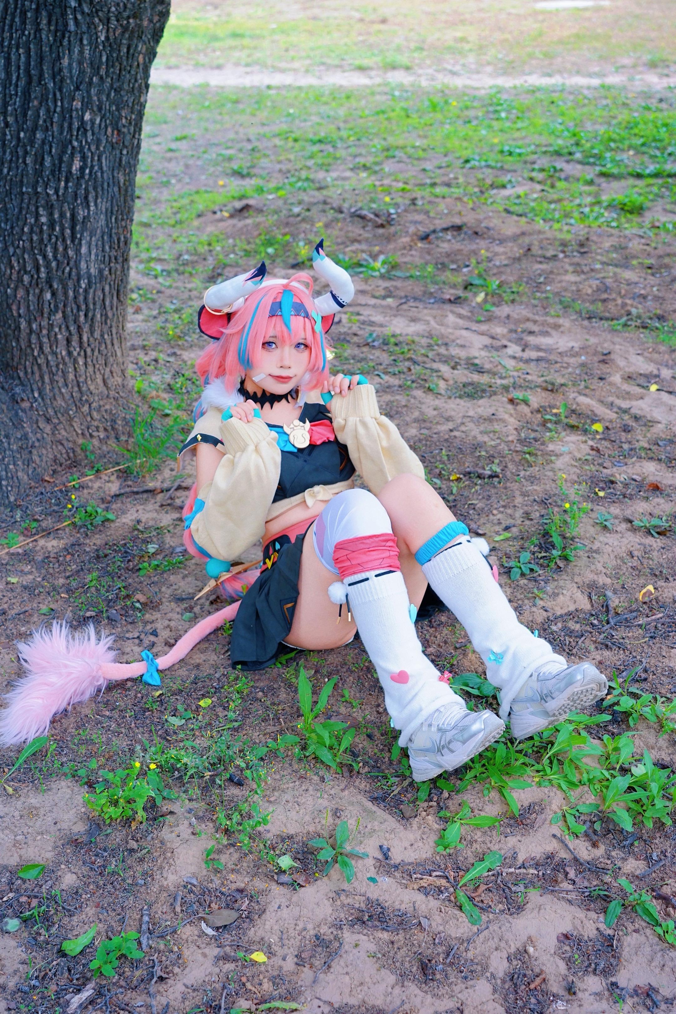 瓦雷莎cos.