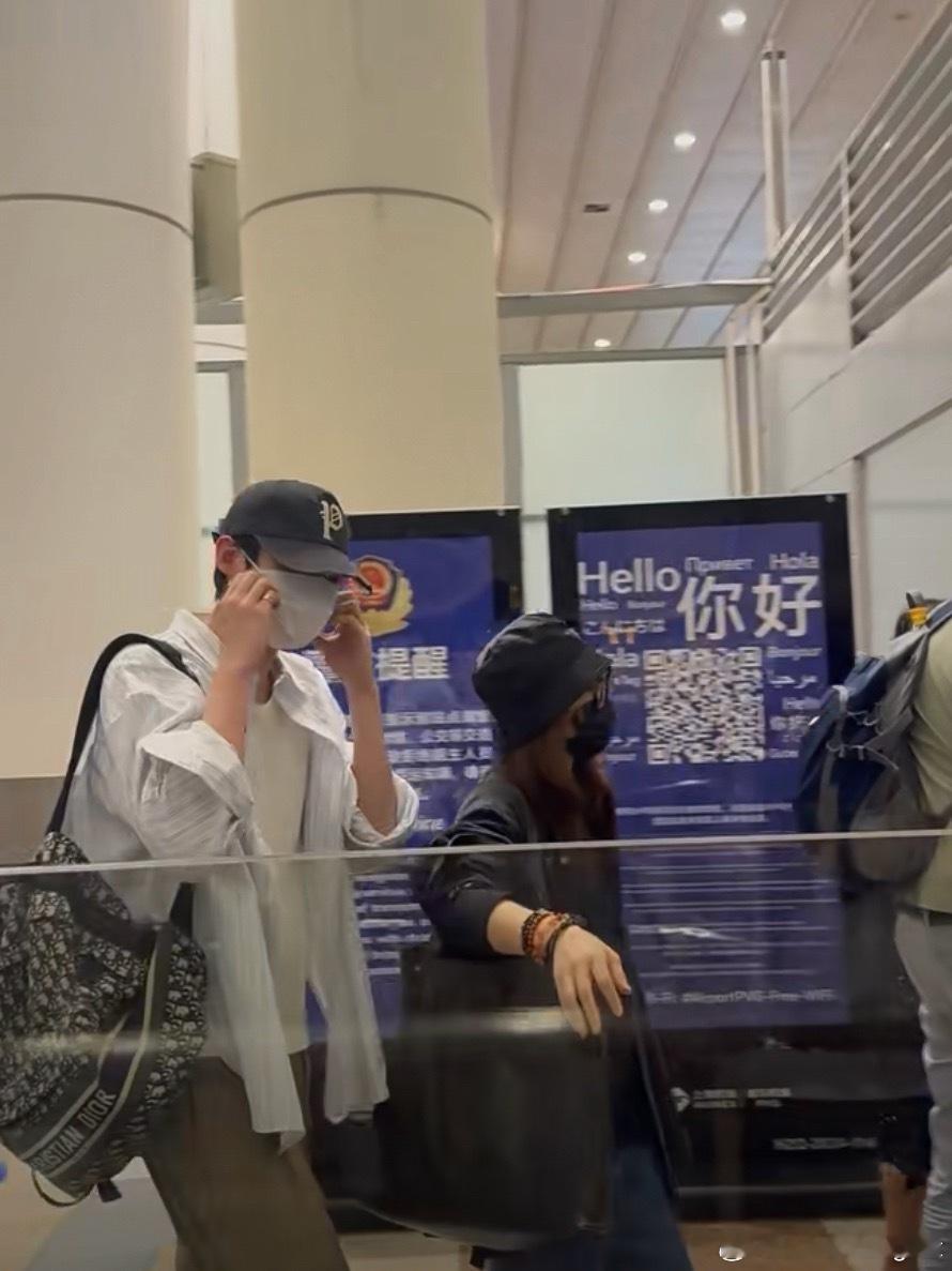 金允植[超话] 你好👋金允植，这次爱你真的没有时差[捂嘴哭] ​​​