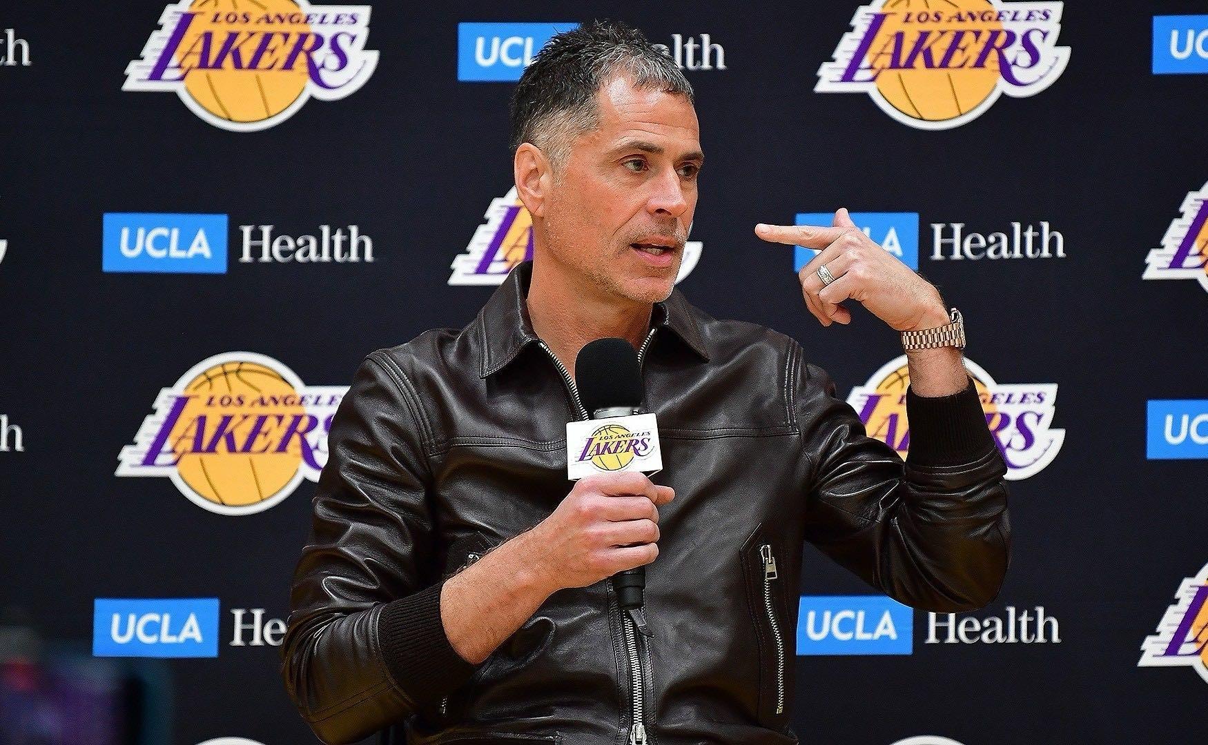 Jake Fischer：我认为佩林卡只会为那种能改变比赛走势的侧翼球员交易首轮