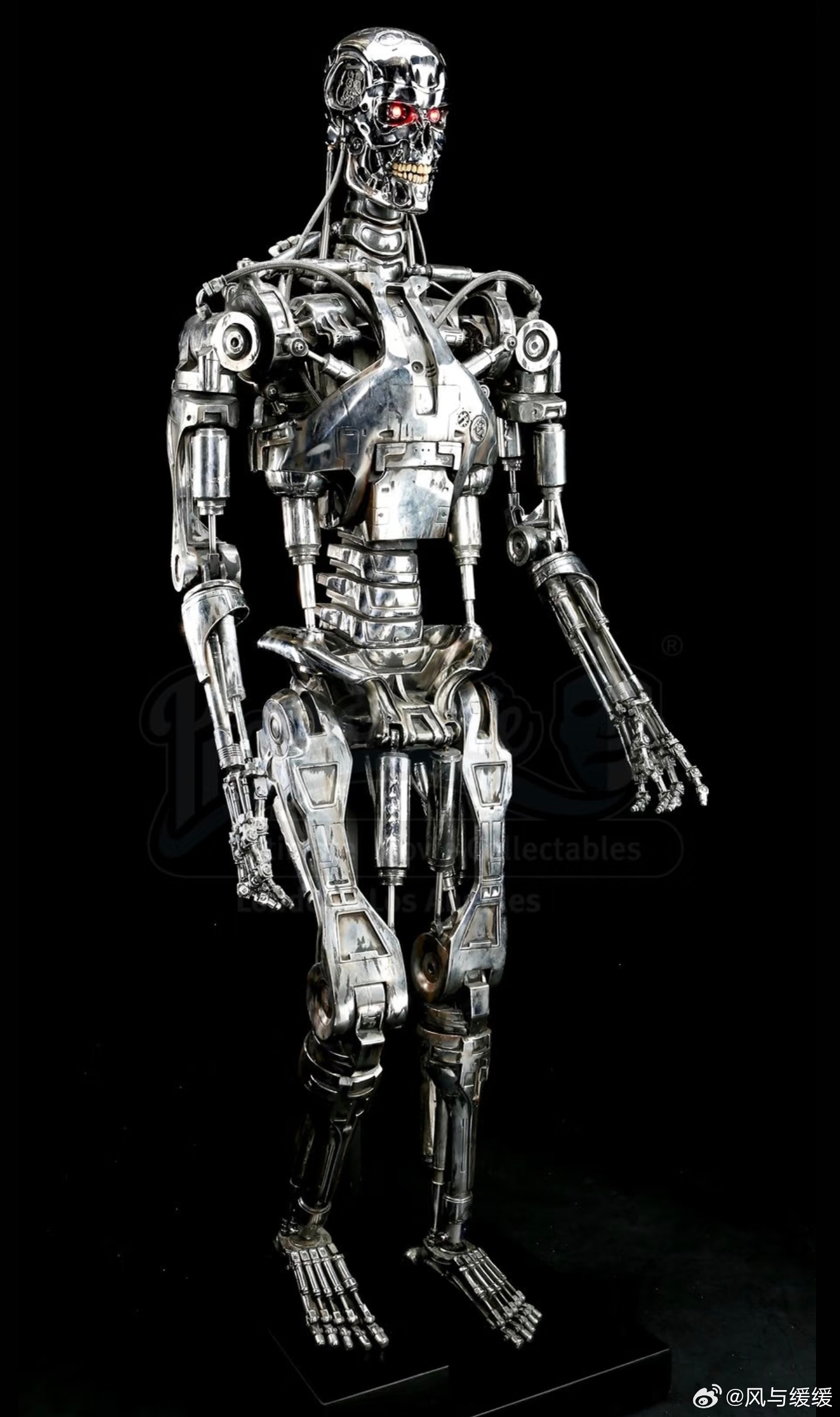 不是吧不是吧，卡梅隆这是直接把剧本照进现实了？刷到俄乌战场出现人形机器人士兵的新