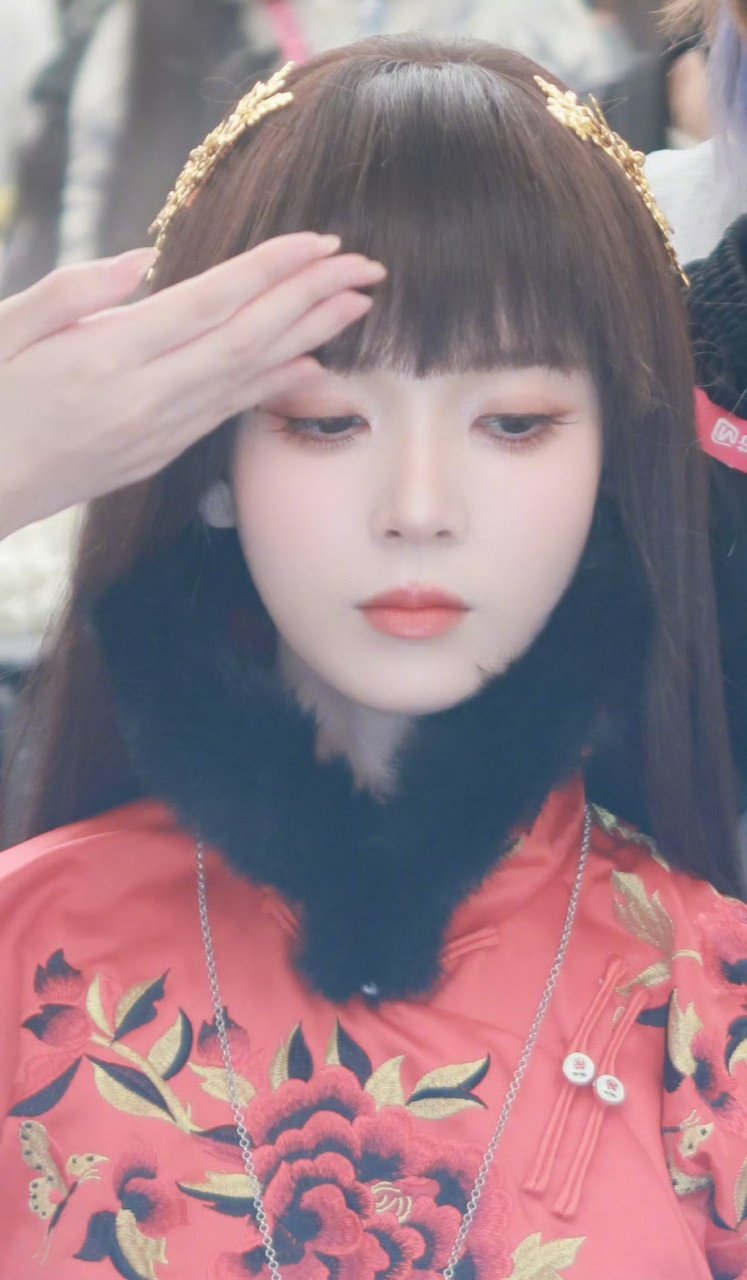 陈瑶带岳绮罗上浪姐 陈瑶:几百岁的姐姐也要乘风破浪陈瑶我牙疼娱乐