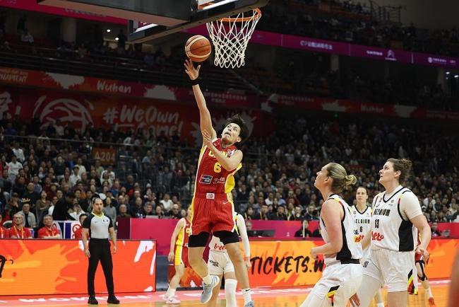 中国女篮爆冷惨败比利时！宫鲁鸣该如何总结？毕竟这支女篮最大牌李月汝也回归了！为何