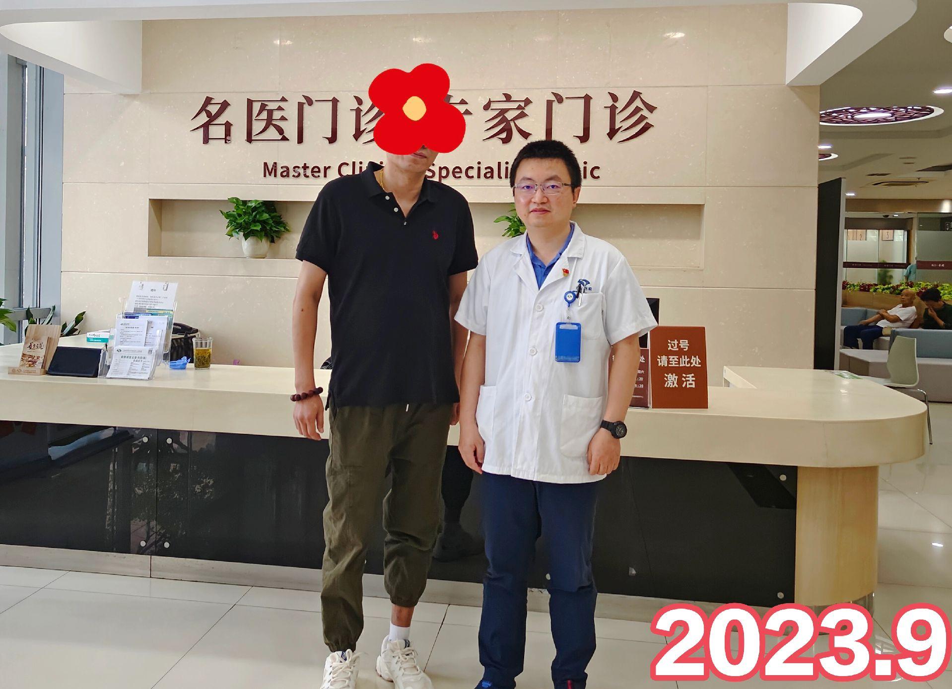 支气管胸膜瘘病友，一年多前我们与病魔奋力肉搏，将他救了回来，如今身体强...