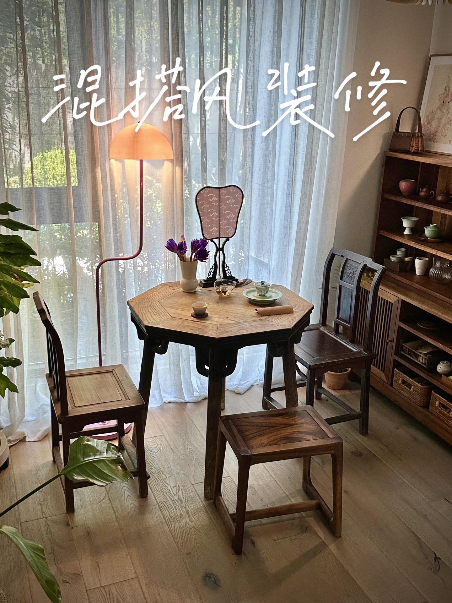 混搭风装修｜青花瓷配咖啡是绝配还是离谱？美式书柜配明式椅🪑 法式吊灯...